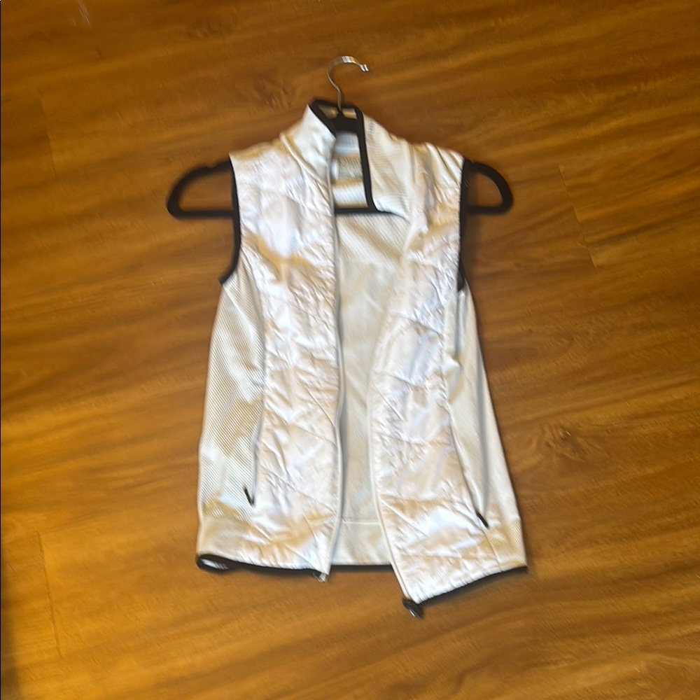 Athleta Textured White Vest